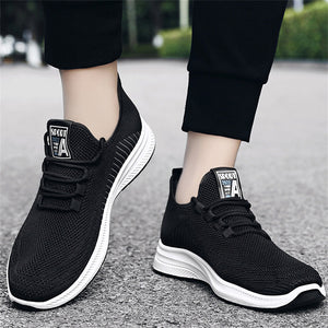Casual Lightweight Comfort  Male Soft Soled Running Sneakers