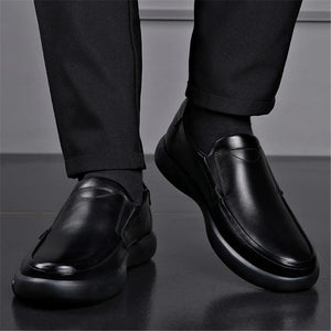 New Casual Men's Soft Anti-Slip Breathable Solid Color Loafers