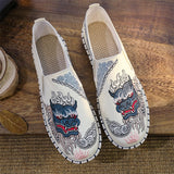 Ethnic Cow Head Cloud Embroidery Breathable Cloth Shoes for Men