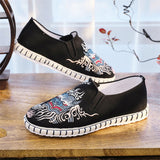 Ethnic Cow Head Cloud Embroidery Breathable Cloth Shoes for Men