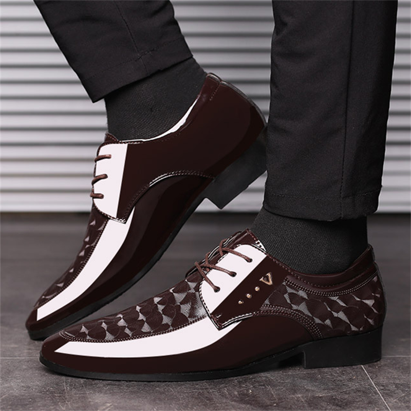 Fashion Pointed Toe All Match Glossy Dress Shoes for Workplace Men